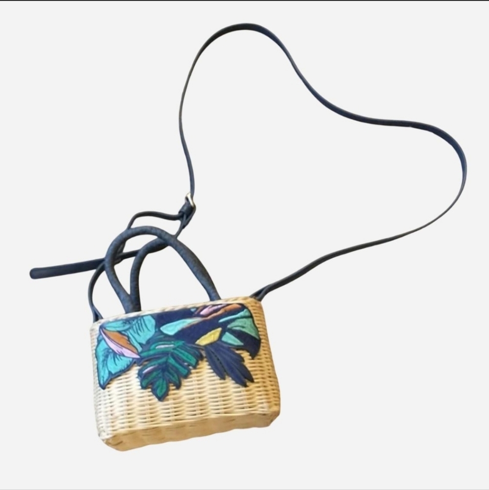 Floral Palm Leaf Applique Drawstring Straw Woven Basket Purse